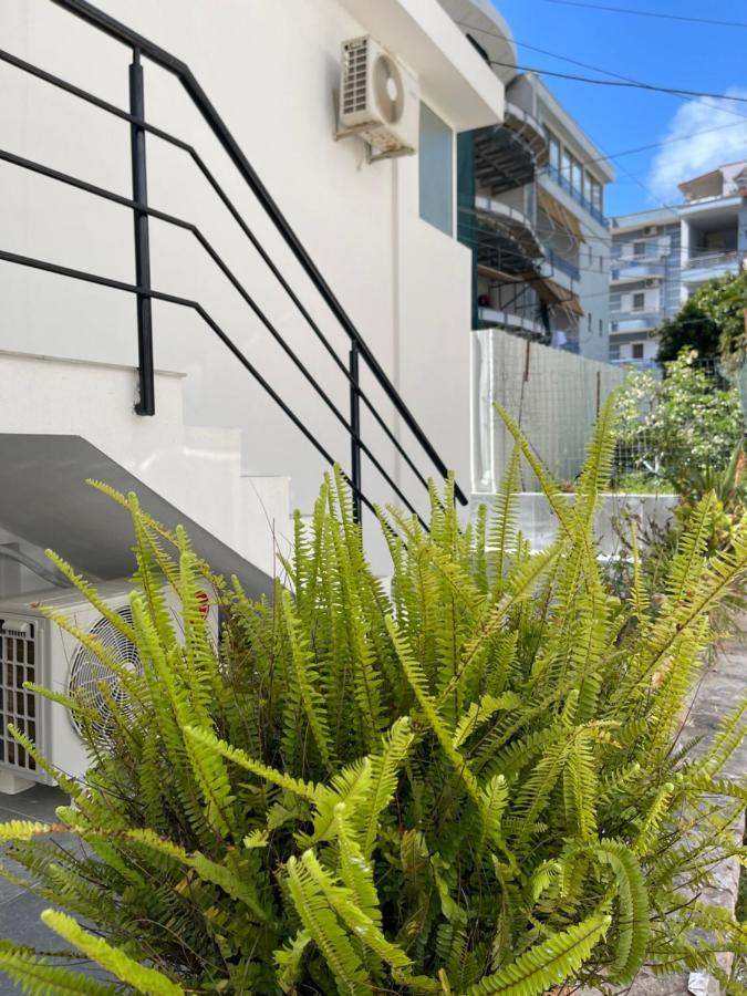 Sun And Sea Apartment Saranda Eksteriør bilde